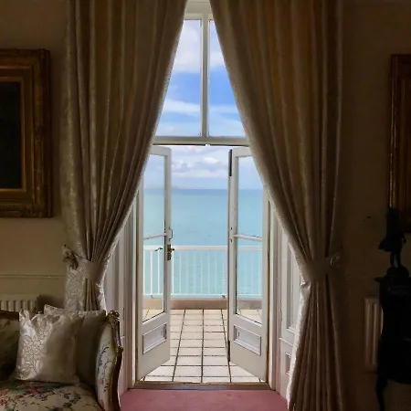 Tara Hall Guest house
